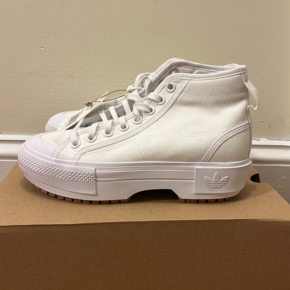 NEW Adidas Nizza Trek White Platform Sneaker Size 7 - Picture 7 of 11